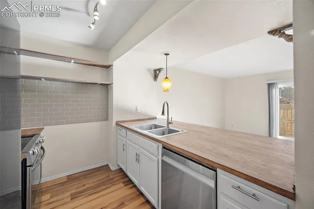 $265,000 | 4279 Hunting Meadows Circle, Unit 5, Colorado Springs, CO 80916