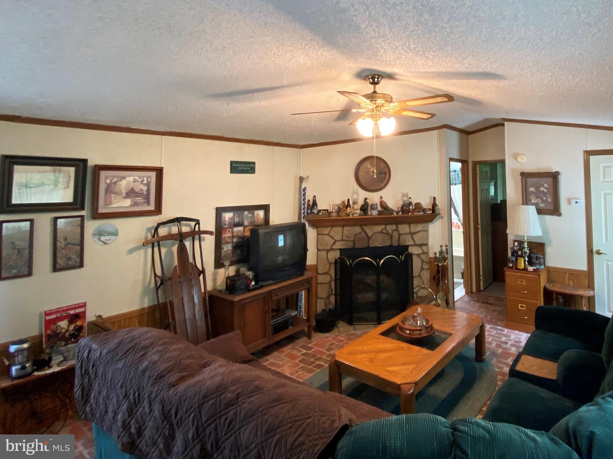 249 State Line Drive Grantsville, MD 21536 - Photo 11 of 34