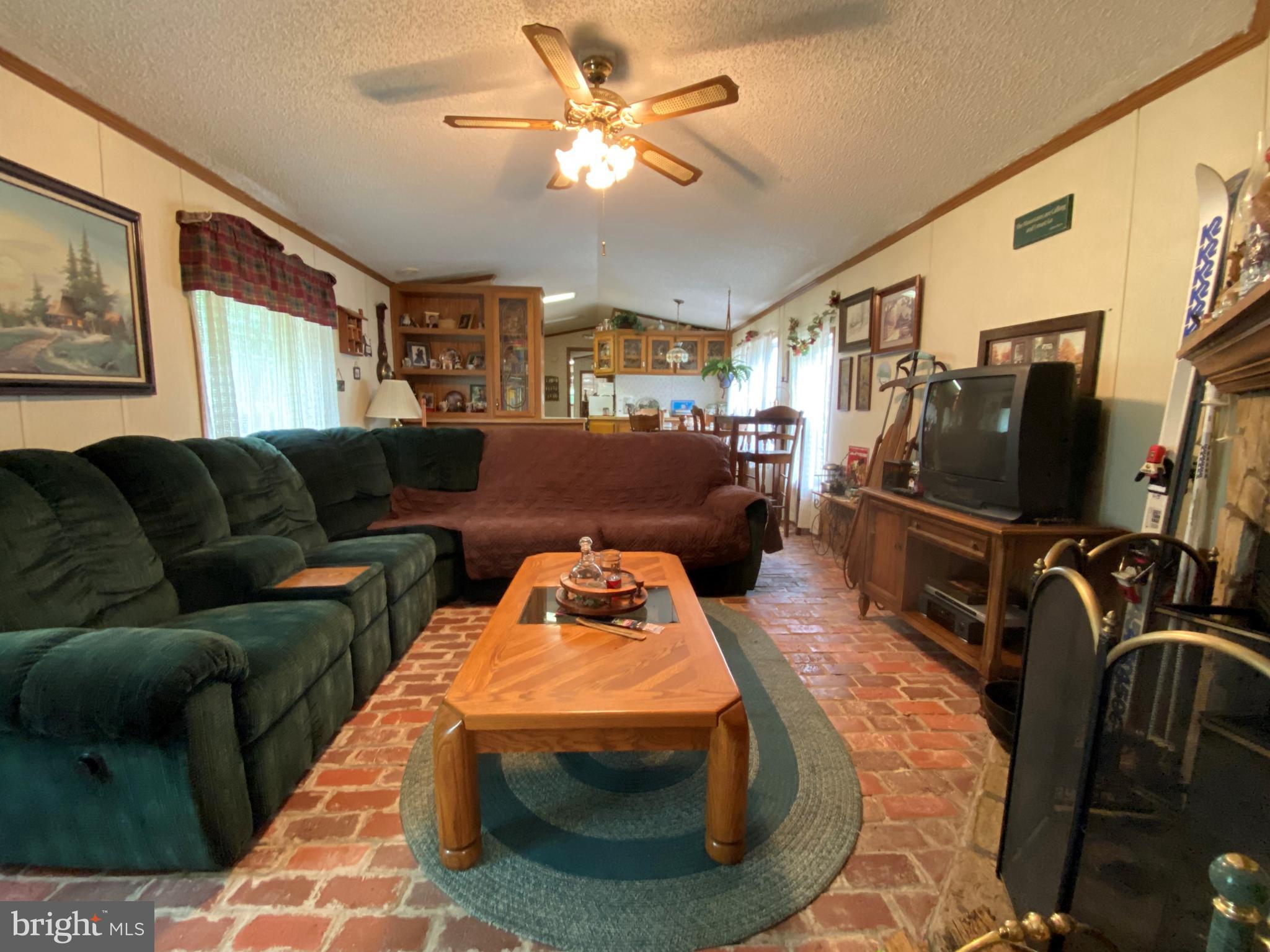 249 State Line Drive Grantsville, MD 21536 - Photo 9 of 34