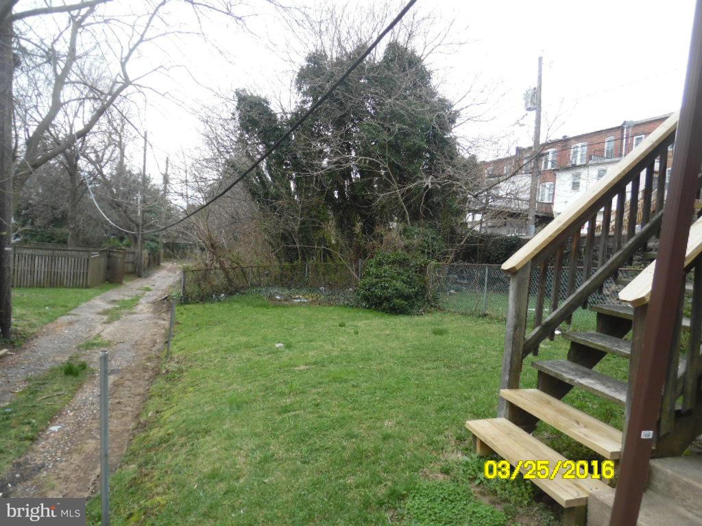 3003 Batavia Avenue Baltimore, MD 21214 - Photo 22 of 23 a view of a house with a yard