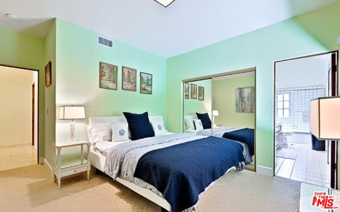 12090 Summit Circle Beverly Hills, CA 90210 - Photo 17 of 24