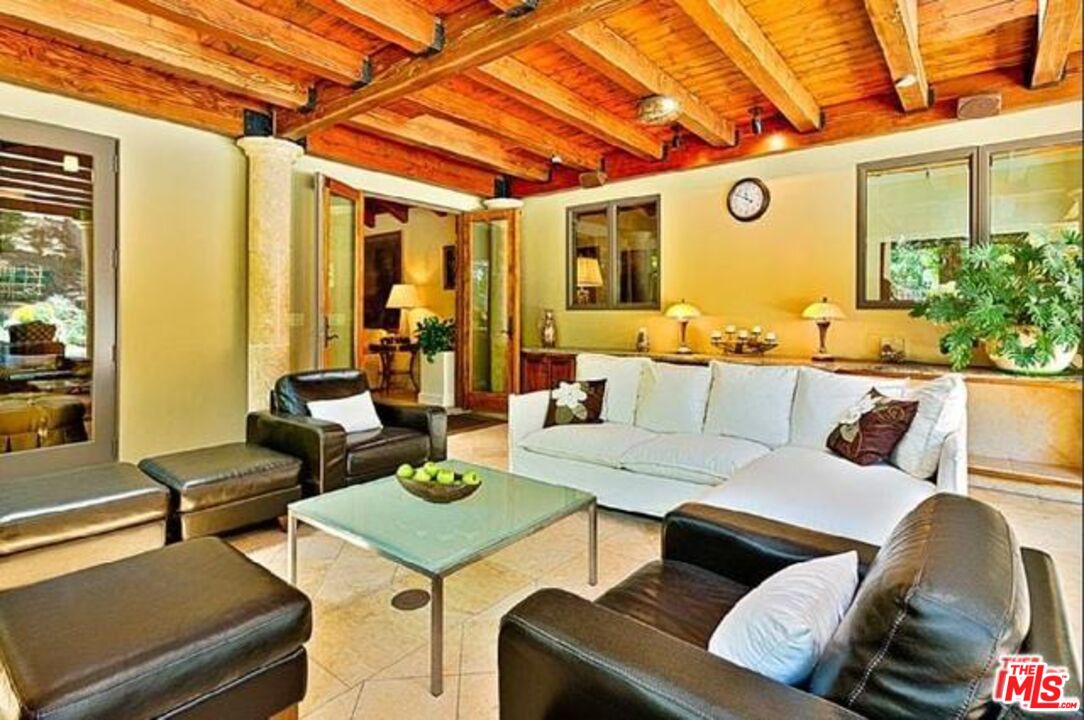 12090 Summit Circle Beverly Hills, CA 90210 - Photo 6 of 24