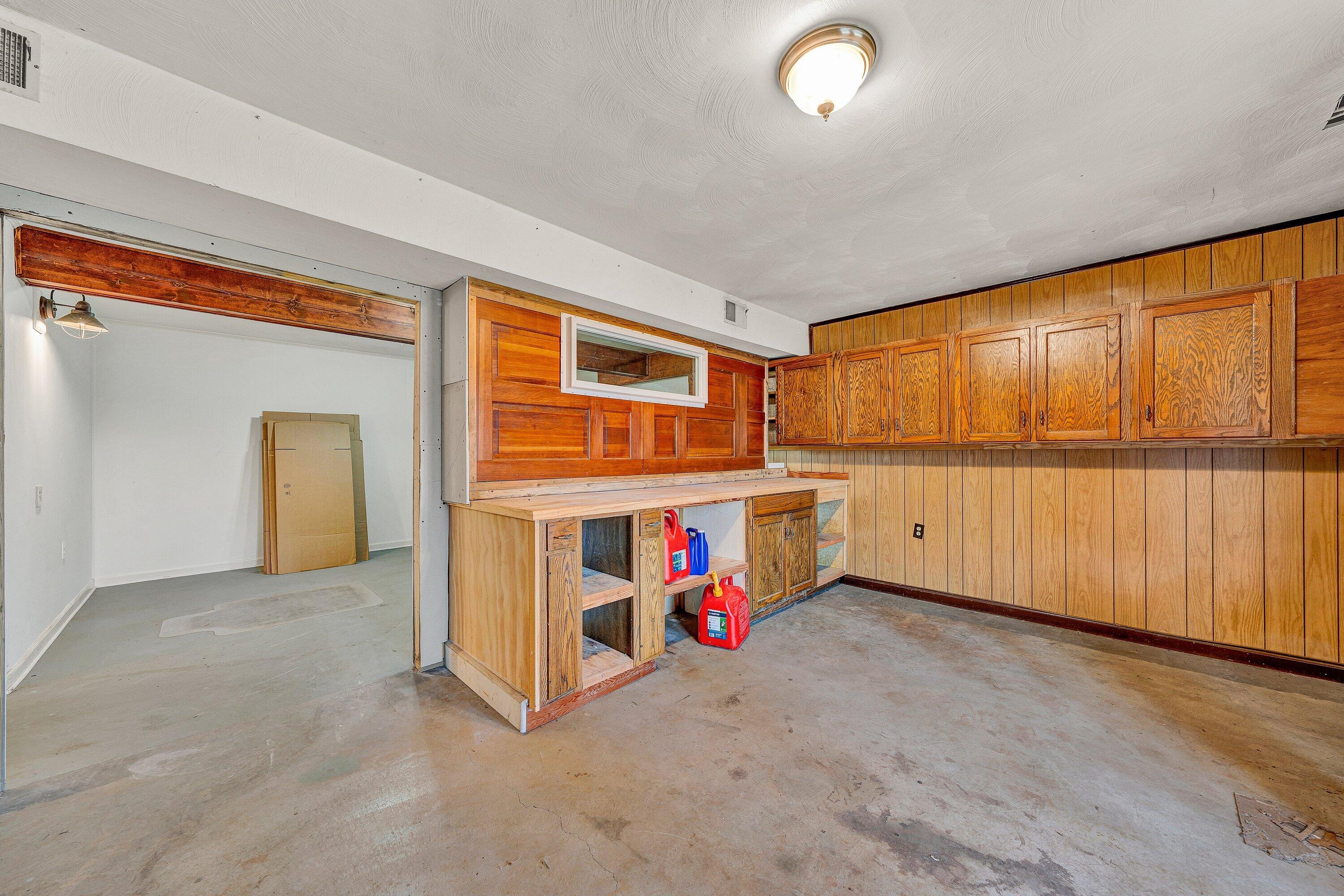 6281 Burnt Chimney Road Wirtz, VA 24184 - Photo 31 of 42 craftroom