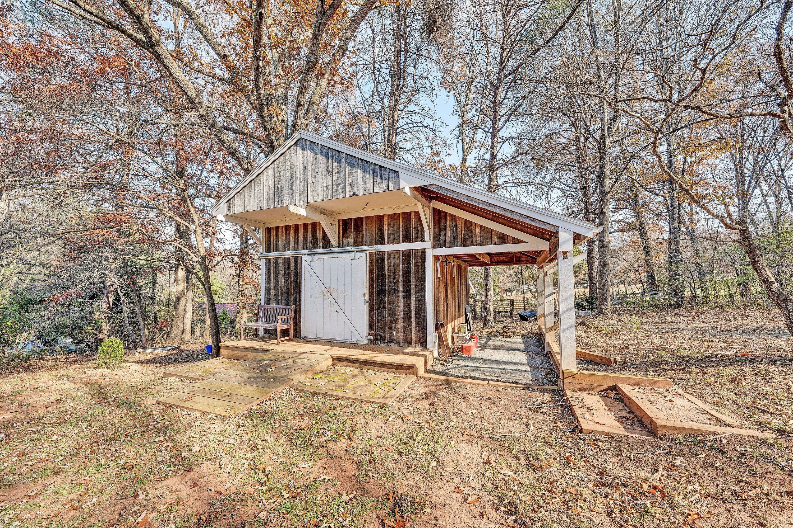 6281 Burnt Chimney Road Wirtz, VA 24184 - Photo 8 of 42 outbuilding