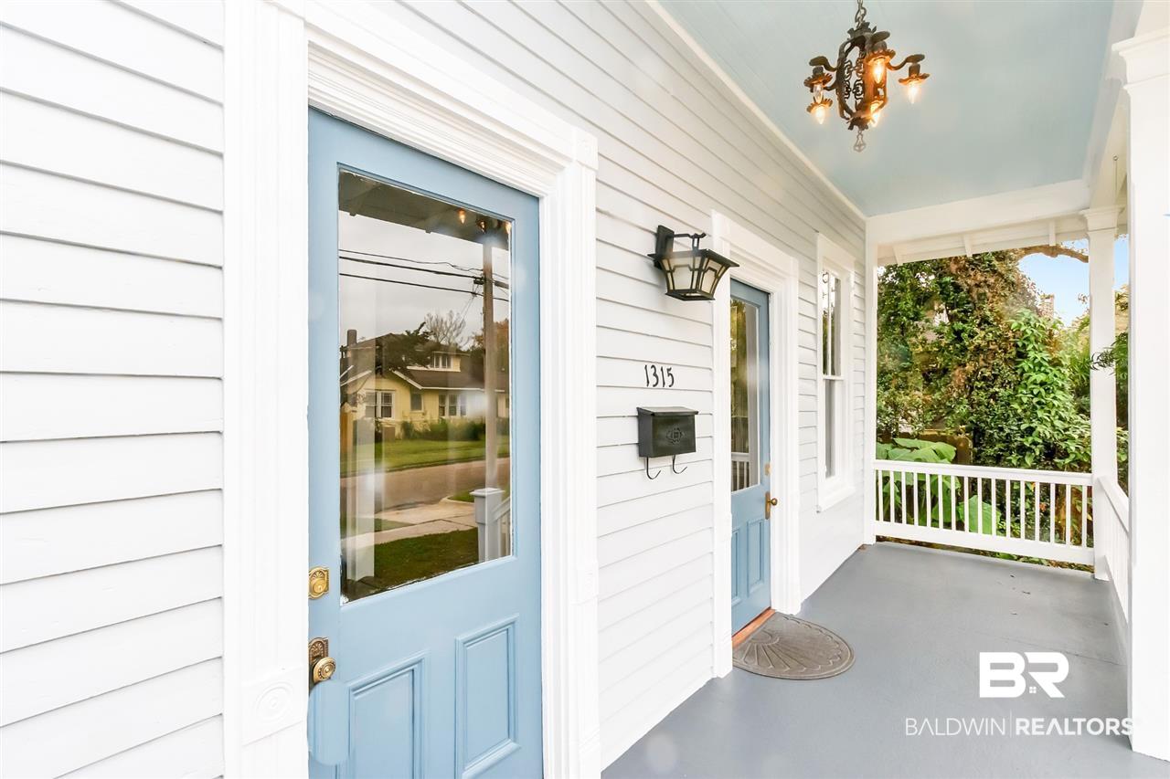 1315 Brown Street Mobile, AL 36604 - Photo 3 of 24