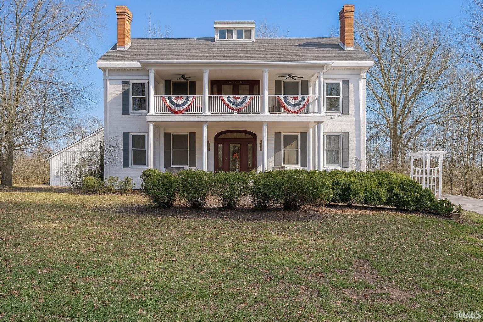 917 Mill Street Mount Vernon, IN 47620 - Photo 1 of 36