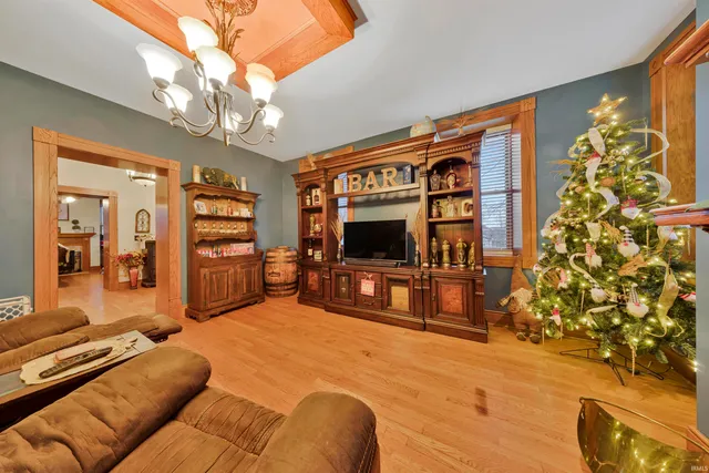 $399,900 | 917 Mill Street, Mount Vernon, IN 47620