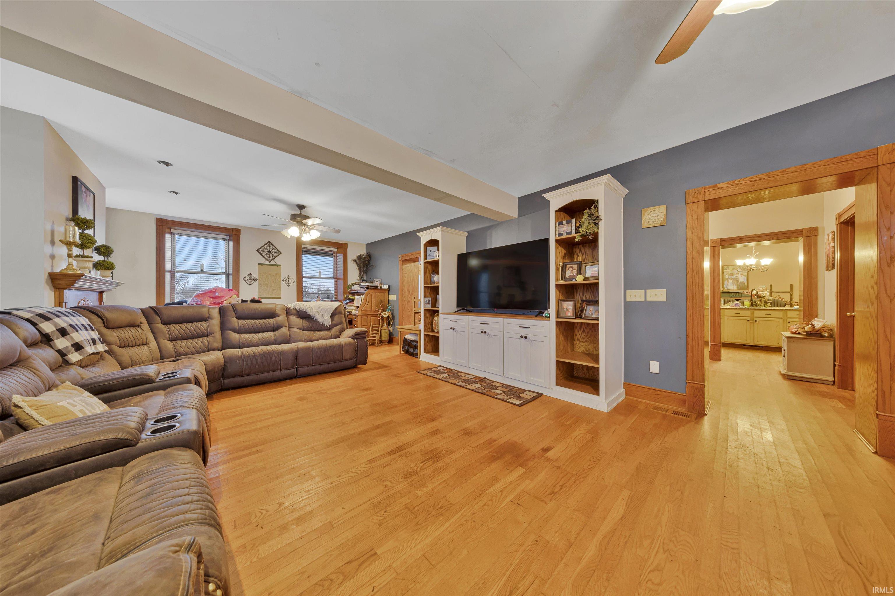 917 Mill Street Mount Vernon, IN 47620 - Photo 5 of 36