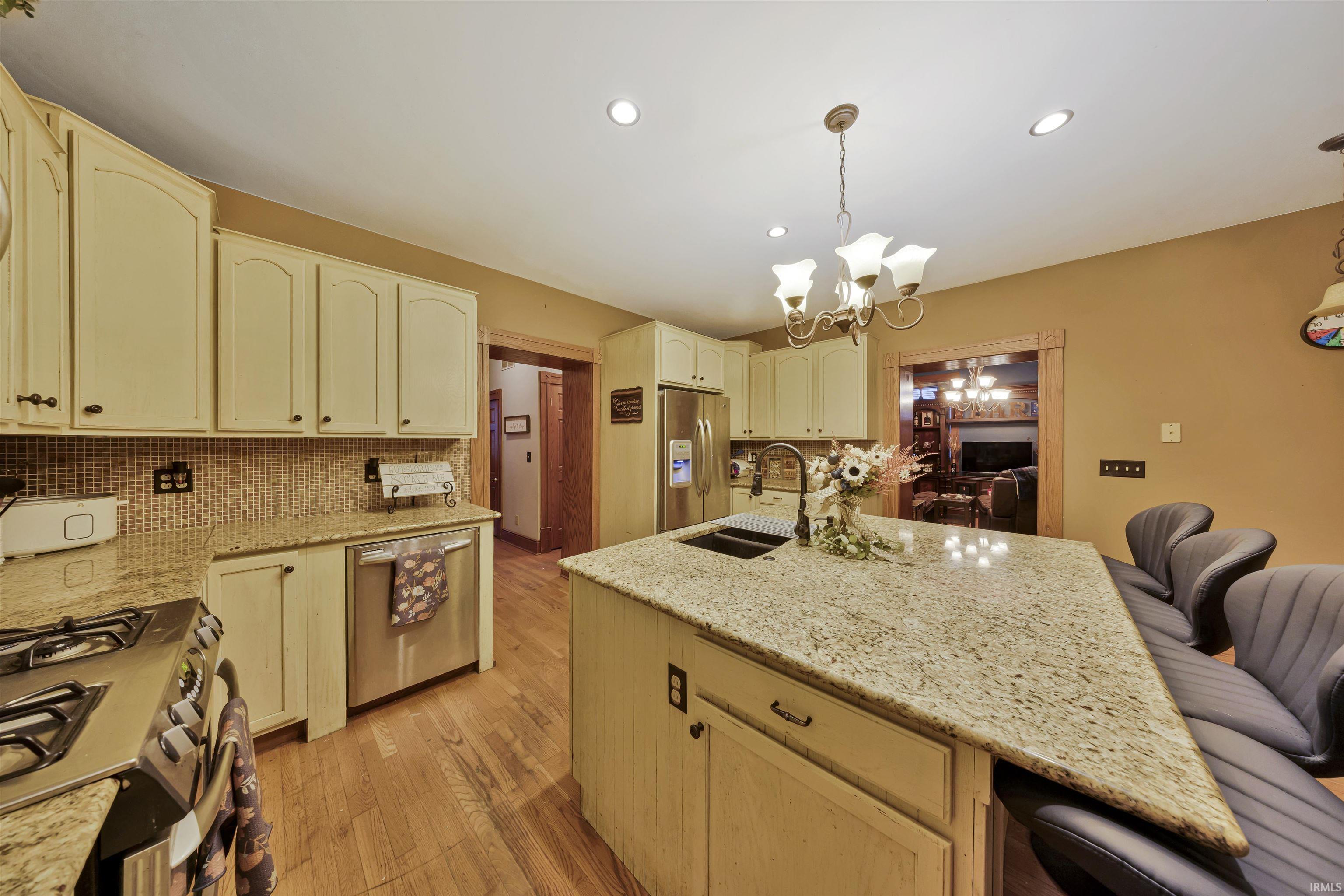 917 Mill Street Mount Vernon, IN 47620 - Photo 9 of 36