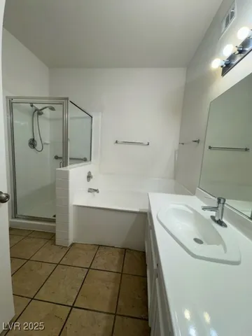 $1,795 | 1500 Oscar Court, Unit 104, Las Vegas, NV 89146