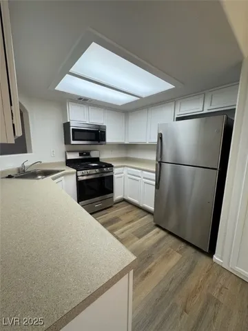 $1,795 | 1500 Oscar Court, Unit 104, Las Vegas, NV 89146