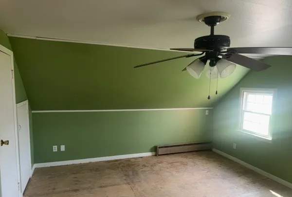 $114,900 | 107 North 3rd Street, Irvington, IL 62848