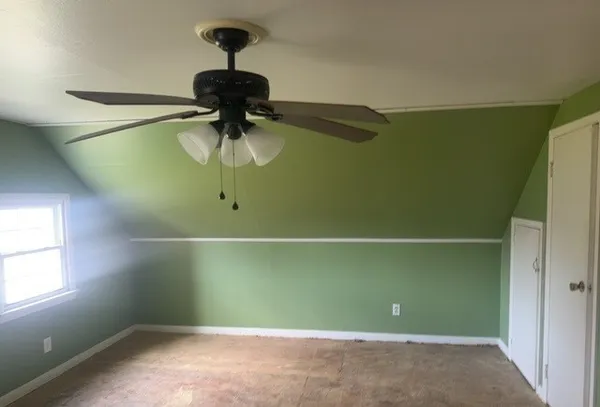 $114,900 | 107 North 3rd Street, Irvington, IL 62848