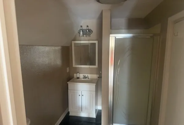 $114,900 | 107 North 3rd Street, Irvington, IL 62848