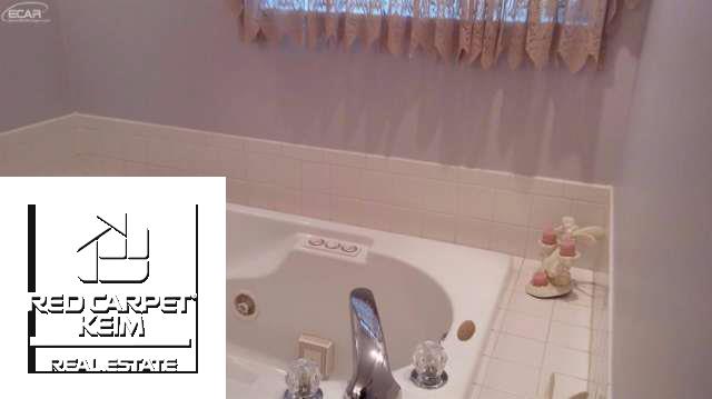 16519 Whitaker Road Fenton, MI 48430 - Photo 16 of 22 21119900-15.JPG