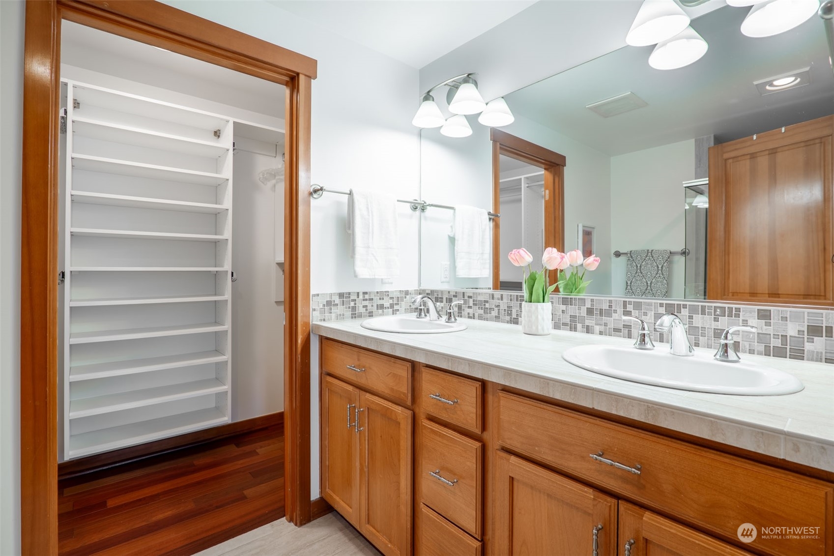 1614 North 46th Street, Unit A Seattle, WA 98103 - Photo 21 of 34