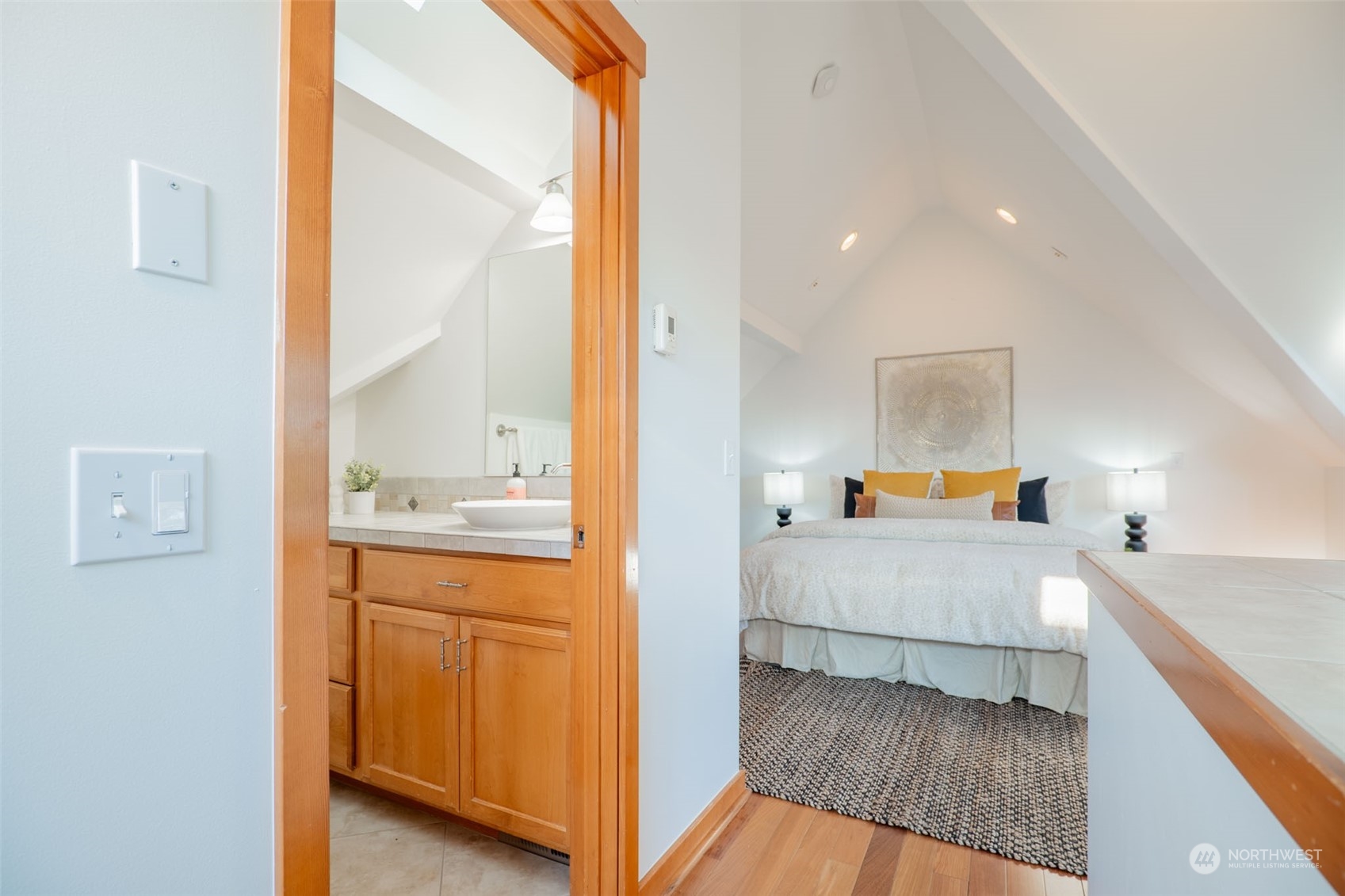 1614 North 46th Street, Unit A Seattle, WA 98103 - Photo 25 of 34
