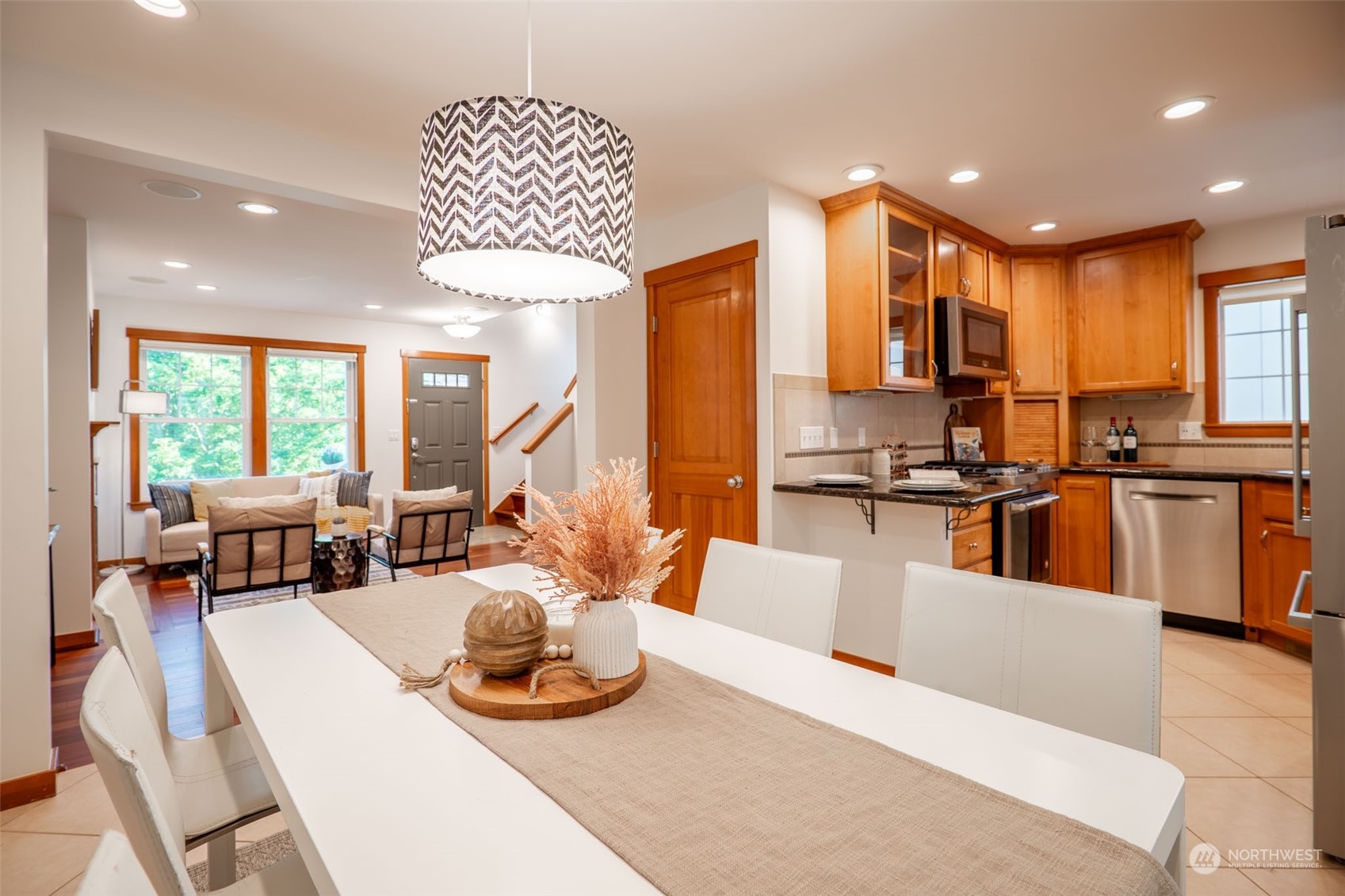 1614 North 46th Street, Unit A Seattle, WA 98103 - Photo 10 of 34