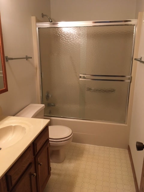 3445 Willowridge Road, Unit C Marion, IA 52302 - Photo 9 of 21 Gallery Image 9