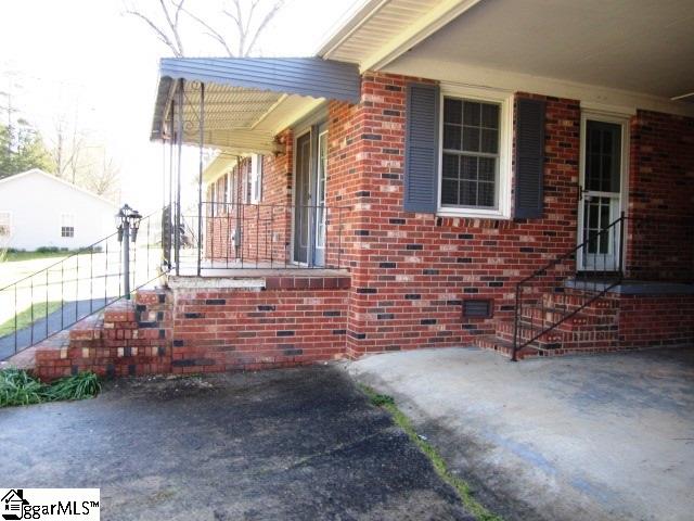 280 State Rd S-30-428 Clinton, SC 29325 - Photo 3 of 23 Gallery Image 3