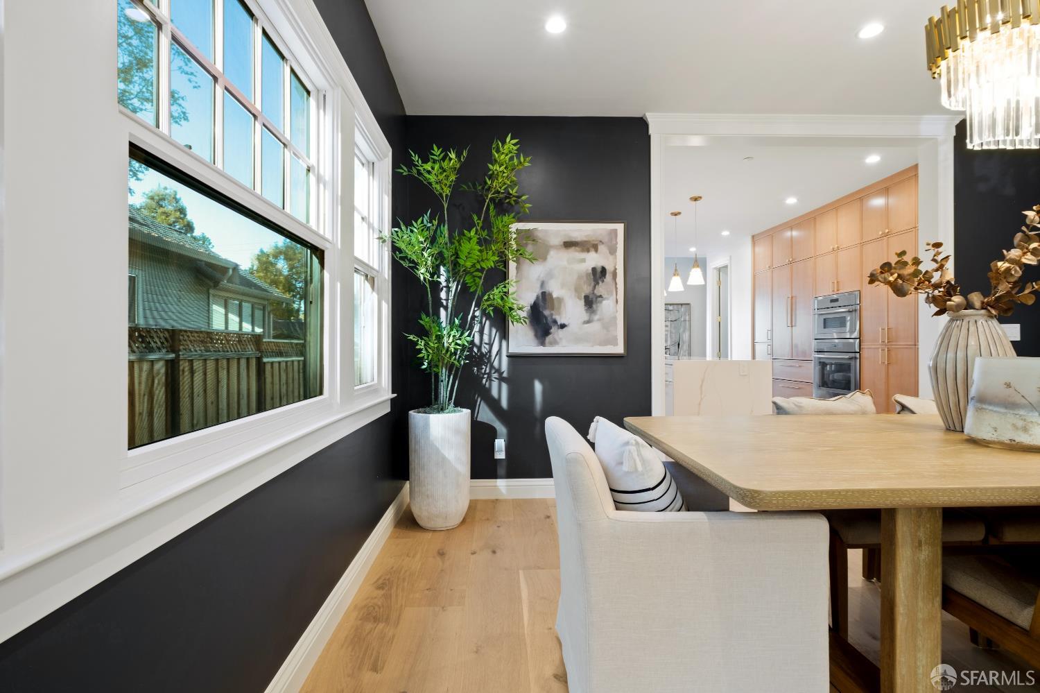 740 Fairfield Road Burlingame, CA 94010 - Photo 5 of 46 Gallery Image 5