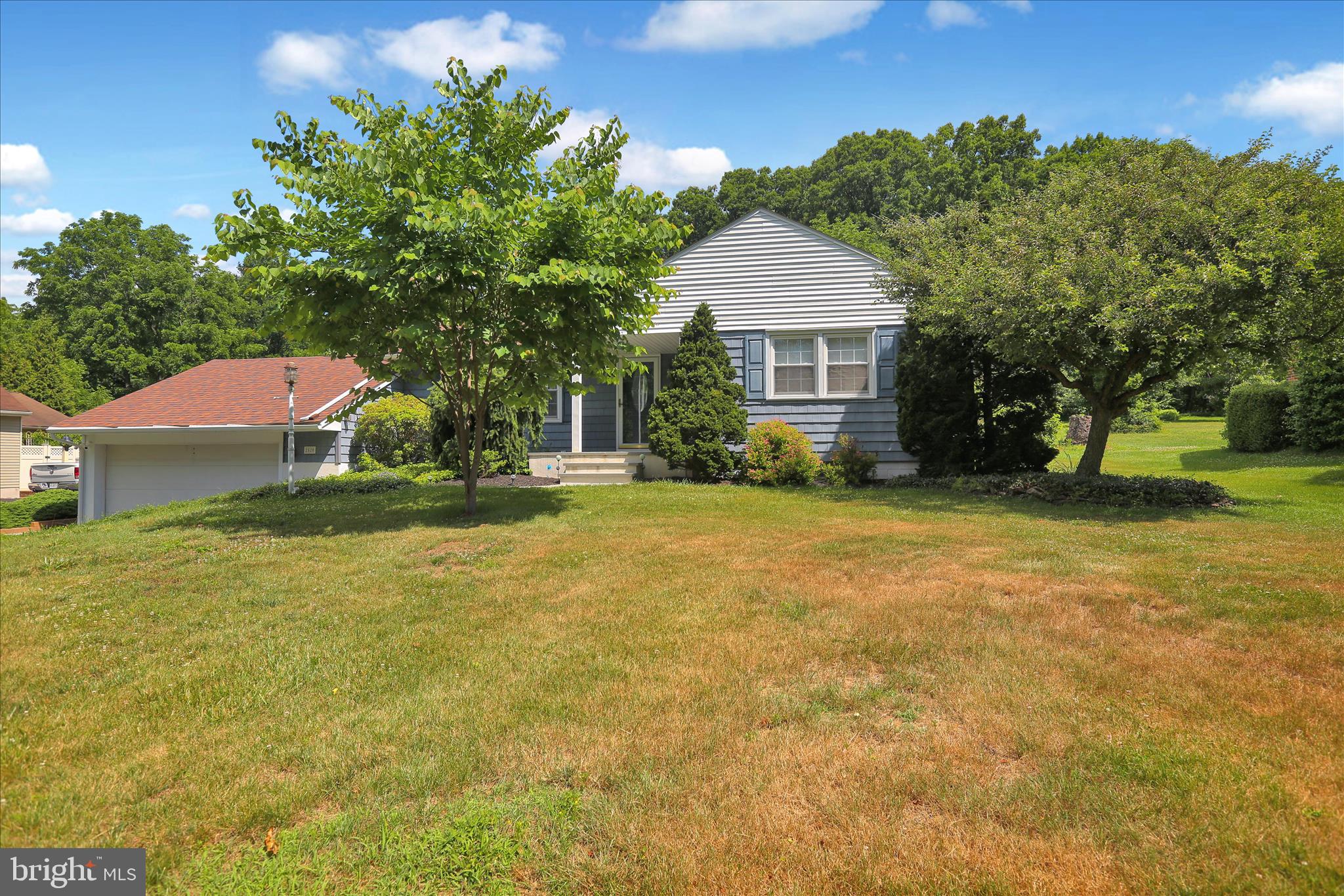 2520 Hopewell Road Elverson, PA 19520 - Photo 2 of 37 4U9A2760