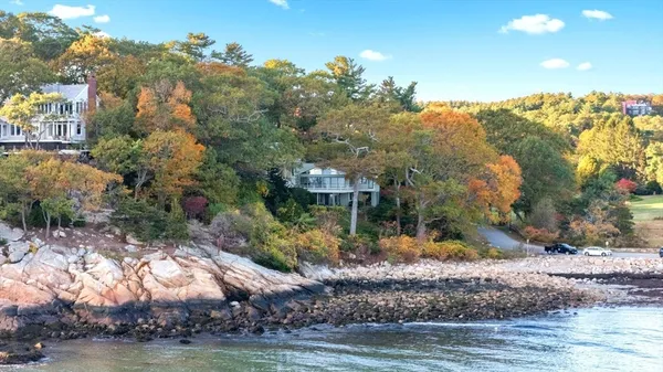 $9,500 | 23 Ocean Street, Manchester, MA 01944