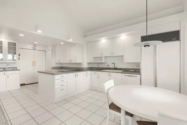 $9,500 | 23 Ocean Street, Manchester, MA 01944