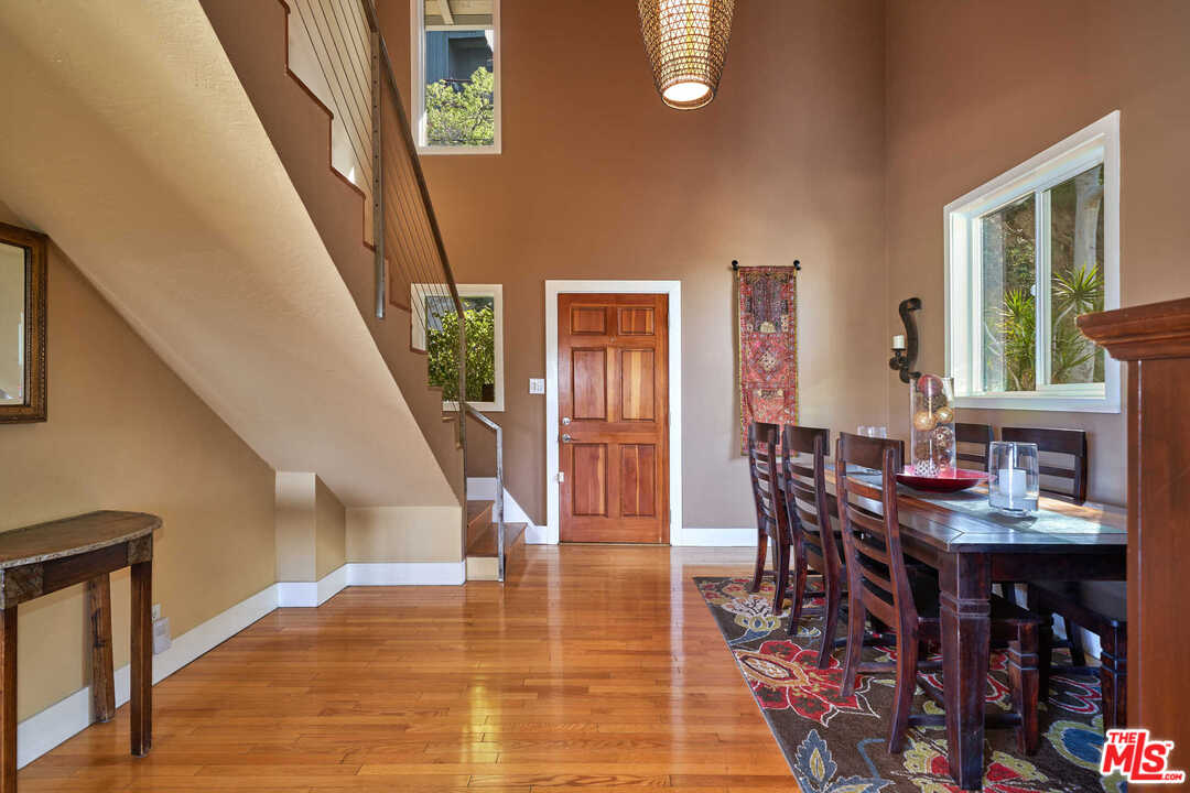 2150 Beech Knoll Road Los Angeles, CA 90046 - Photo 8 of 43