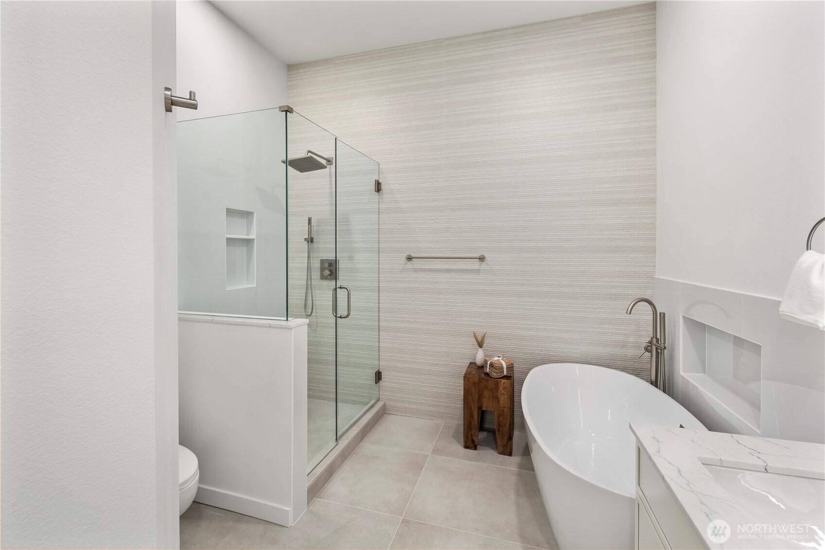 15604 48th Place West Edmonds, WA 98026 - Photo 17 of 32