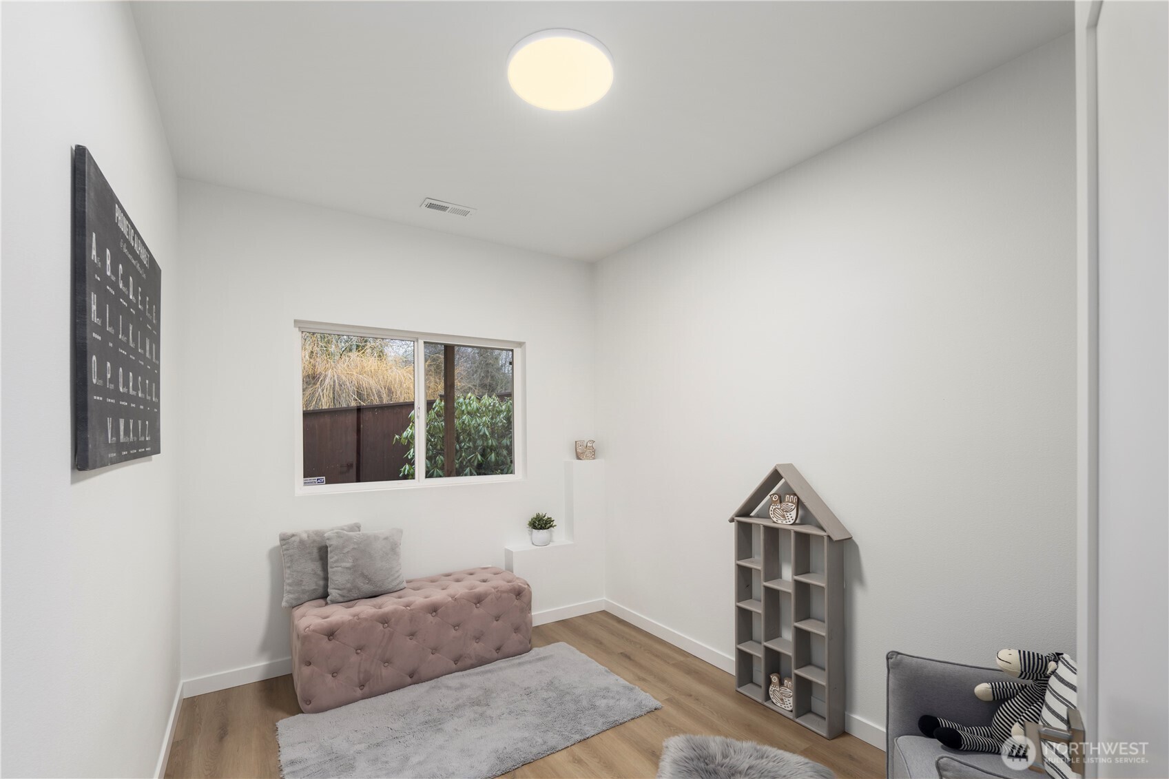 15604 48th Place West Edmonds, WA 98026 - Photo 19 of 32