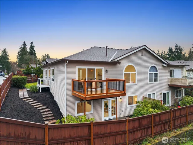 $849,950 | 15604 48th Place West, Edmonds, WA 98026