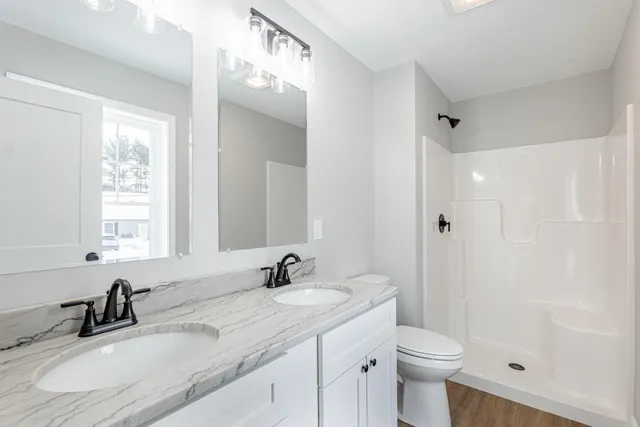 $329,000 | 13 Spring Street, Lisbon, ME 04250