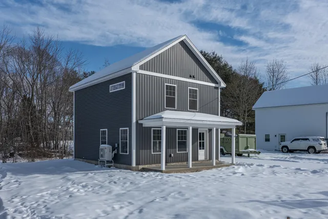 $329,000 | 13 Spring Street, Lisbon, ME 04250