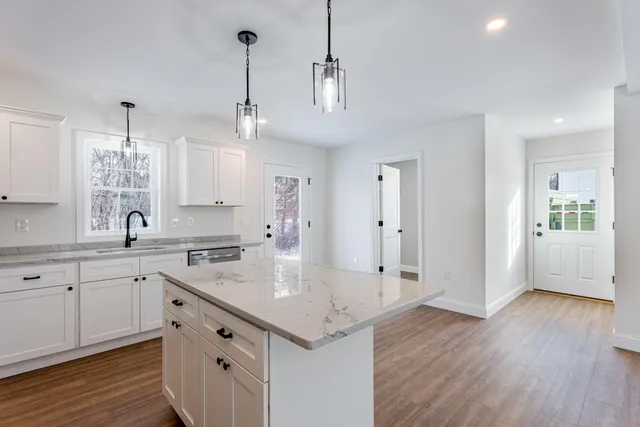 $329,000 | 13 Spring Street, Lisbon, ME 04250