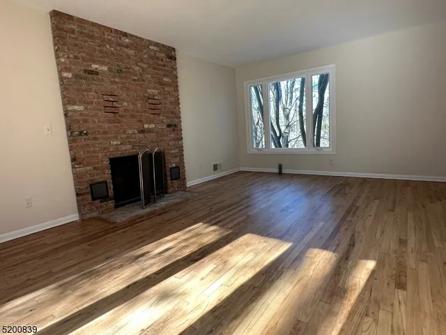 $4,650 | 54 Water Street, Lebanon, NJ 08833