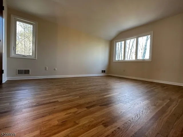 $4,650 | 54 Water Street, Lebanon, NJ 08833