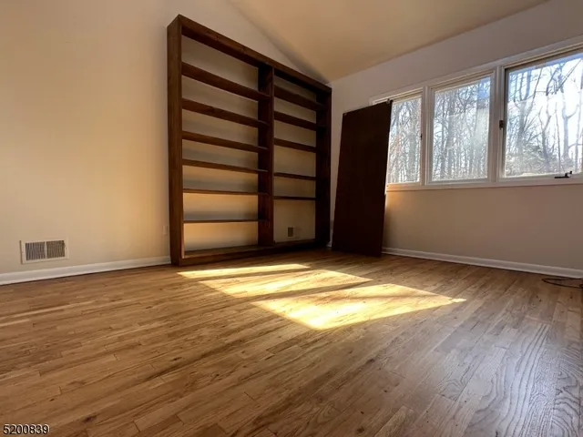 $4,650 | 54 Water Street, Lebanon, NJ 08833