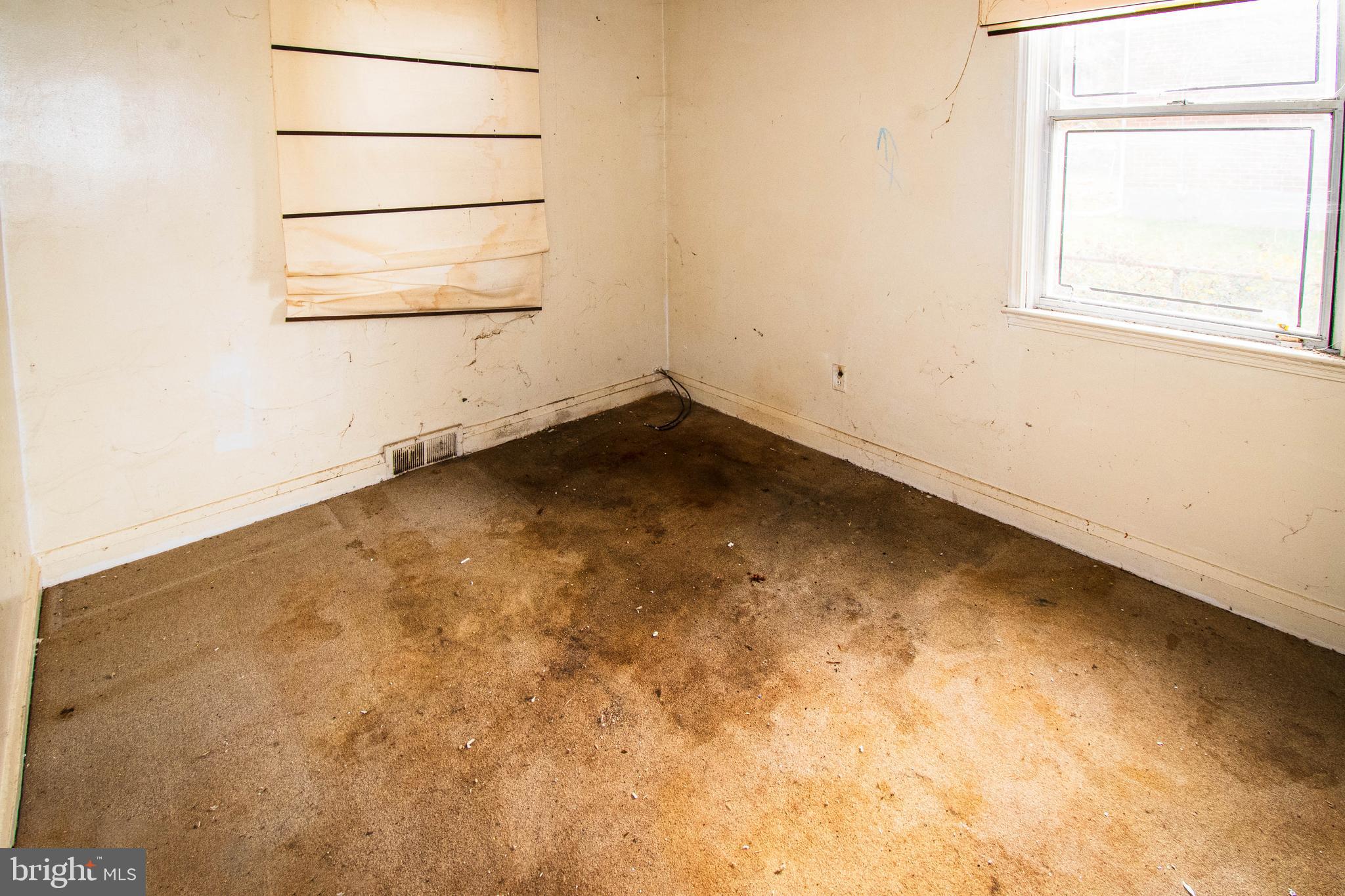 2713 Talbot Road Baltimore, MD 21216 - Photo 14 of 23