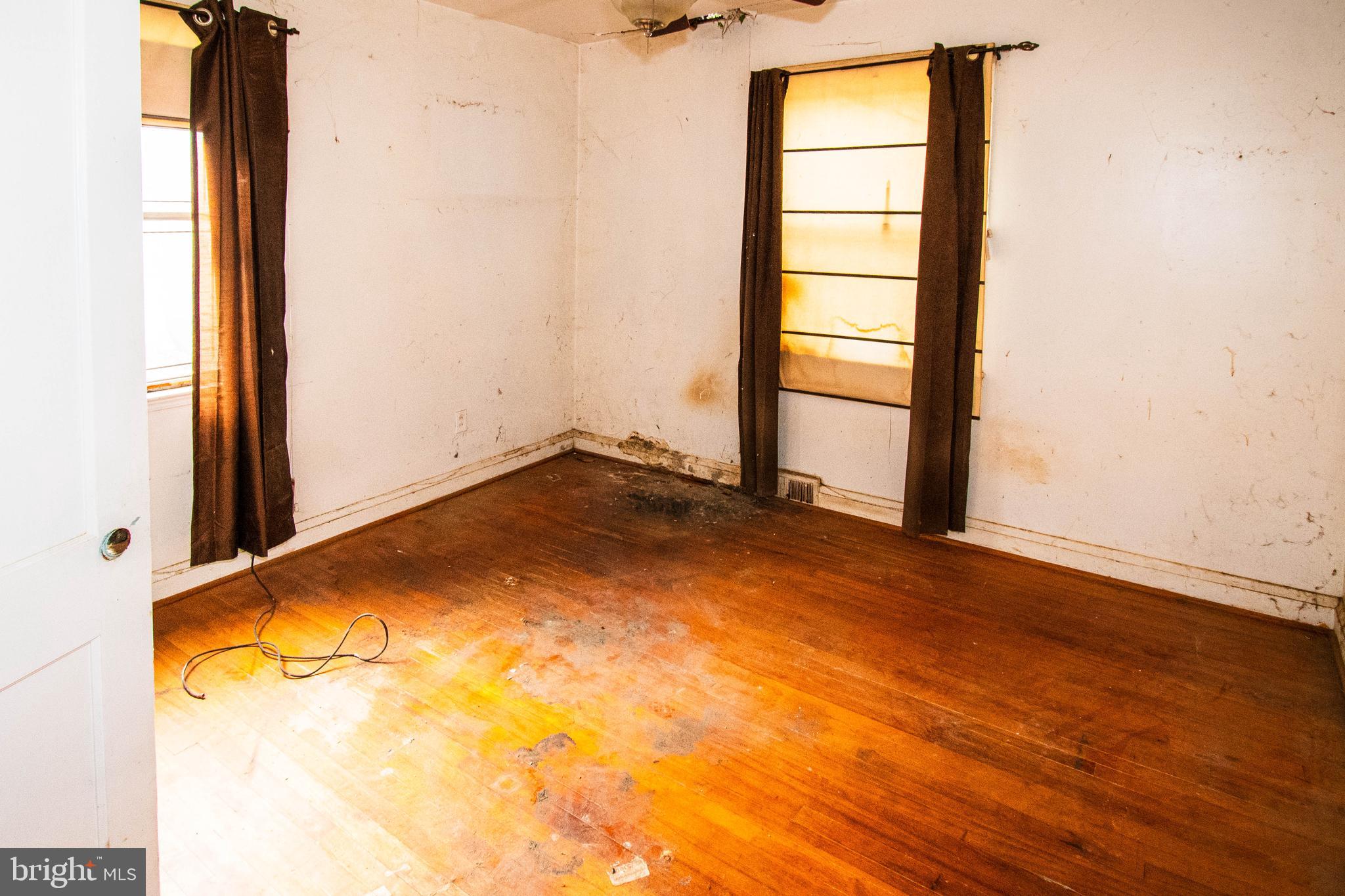 2713 Talbot Road Baltimore, MD 21216 - Photo 17 of 23