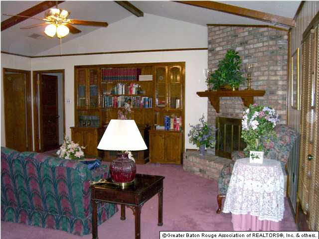 5332 Highland Ridge Drive Baton Rouge, LA 70817 - Photo 2 of 6 Gallery Image 2