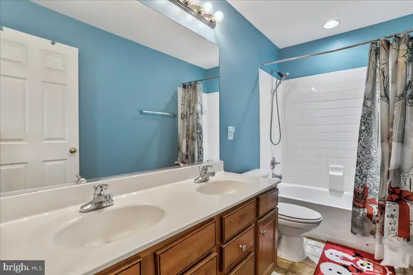 $529,000 | 301 Fontana Circle, Martinsburg, WV 25403