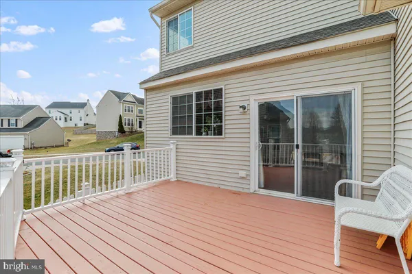 $529,000 | 301 Fontana Circle, Martinsburg, WV 25403
