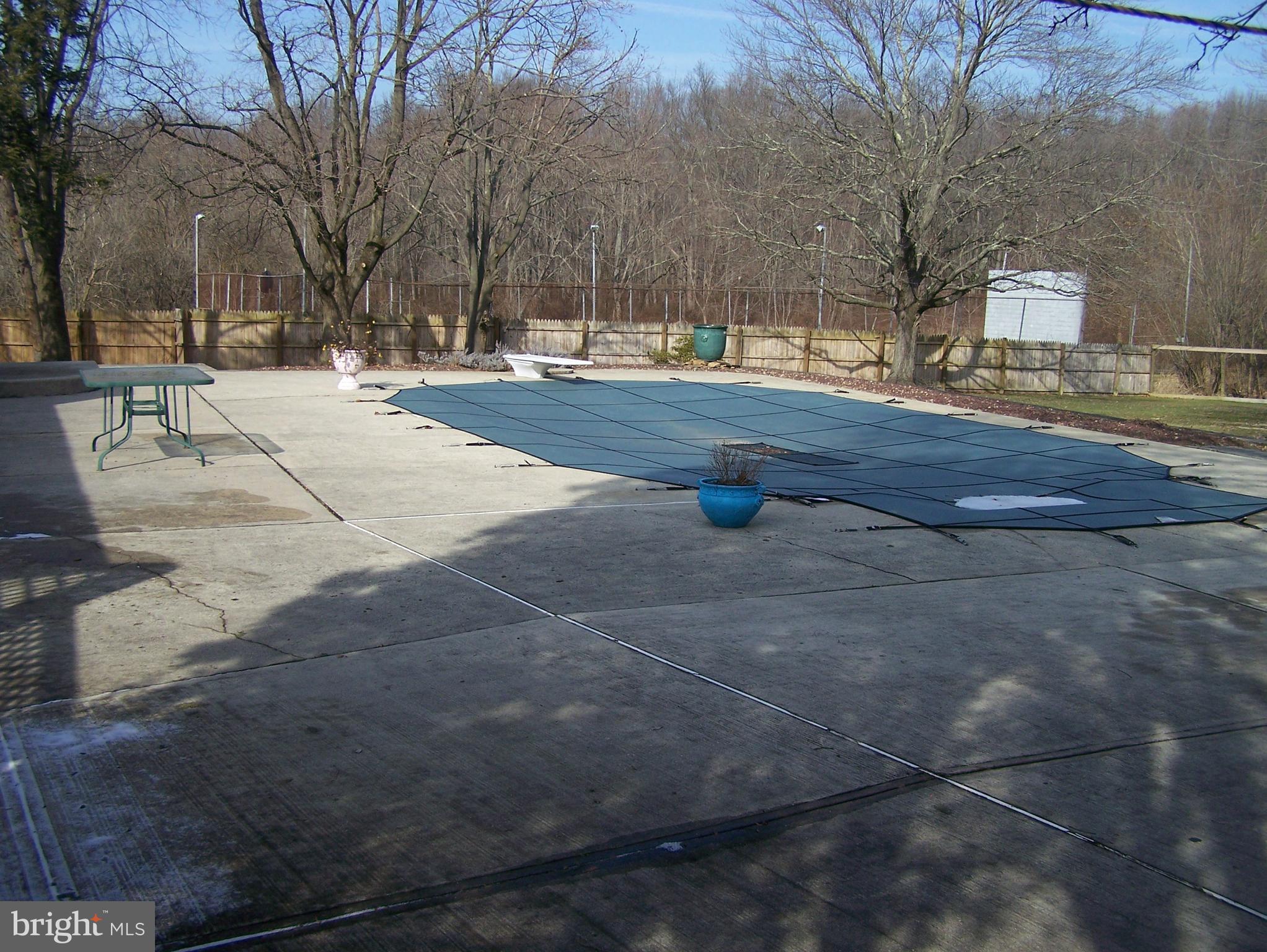 215 Windsor Road Robbinsville, NJ 08691 - Photo 27 of 34 a outdoor space with trees