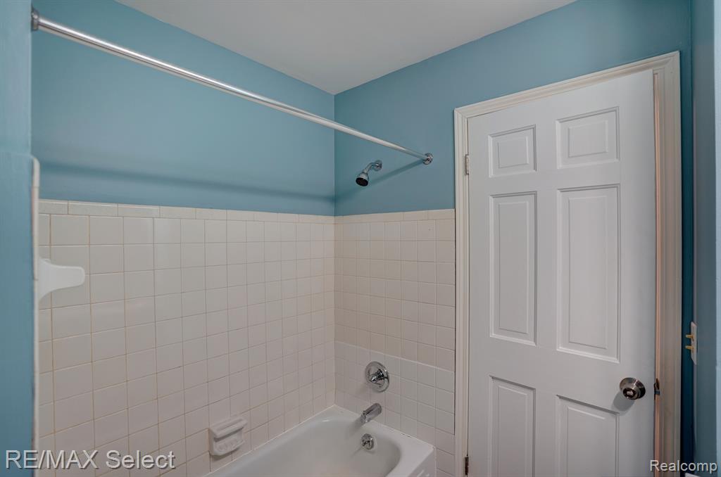 2811 Tiptree Path Flint, MI 48506 - Photo 21 of 29