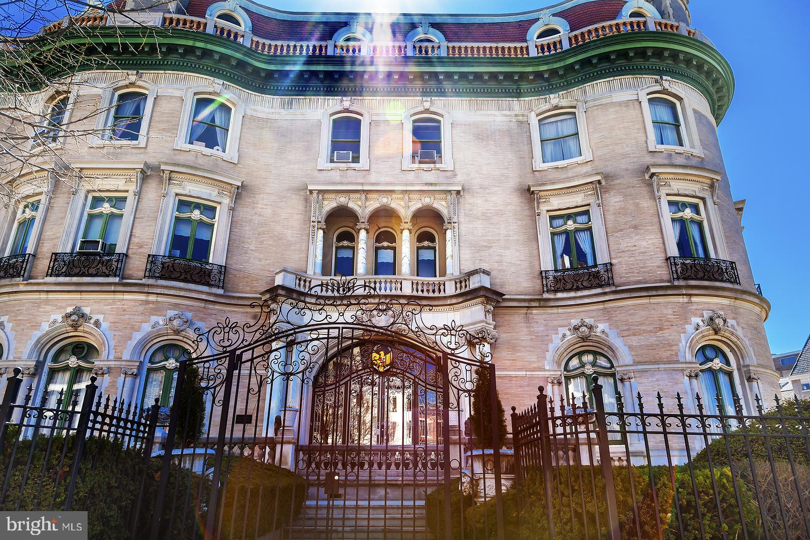 1834 Belmont Road Northwest Washington, DC 20009 - Photo 46 of 47