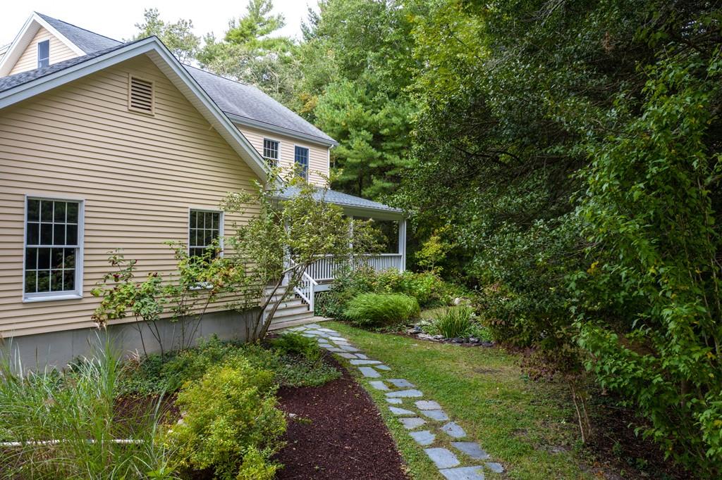 7 Olde Meadow Road Marion, MA 02738 - Photo 3 of 39