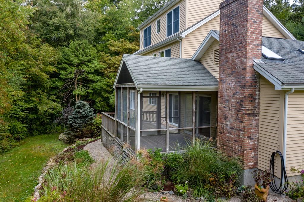 7 Olde Meadow Road Marion, MA 02738 - Photo 5 of 39