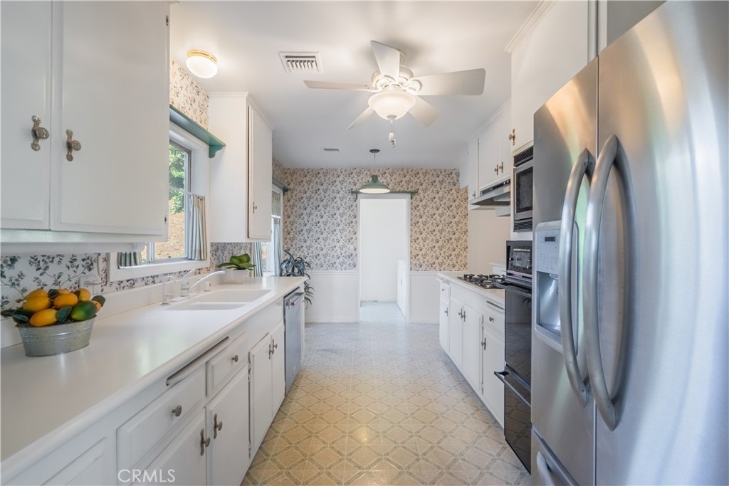 1355 East Level Street Covina, CA 91724 - Photo 12 of 30