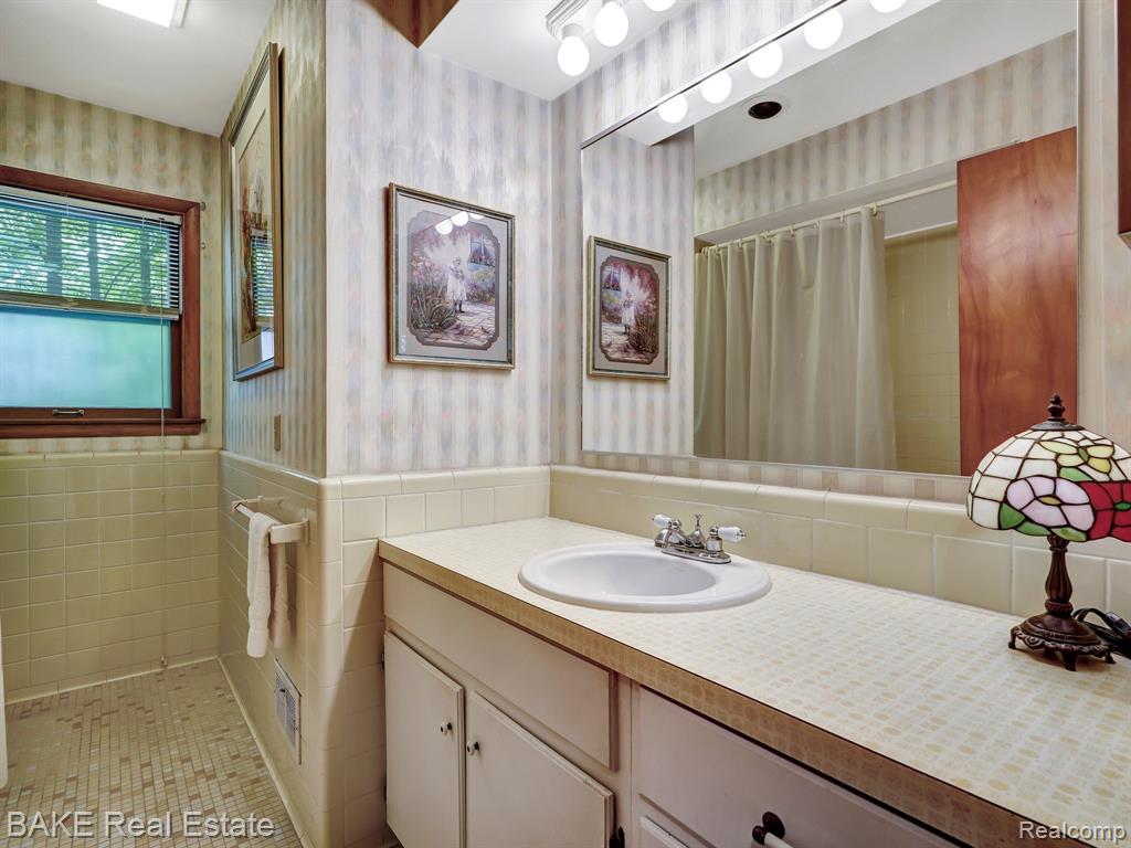 49730 Joy Road Plymouth, MI 48170 - Photo 25 of 34 Gallery Image 25